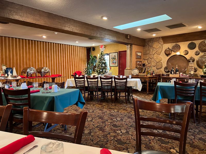 Perfect for Celebrations and Gatherings Perfect for Celebrations and Gatherings