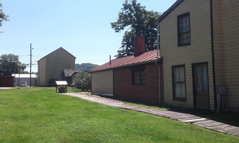 Planning Your Visit to 234 Guyan St