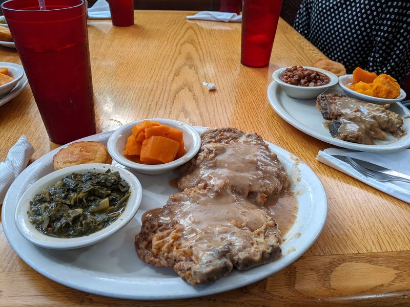 Plates Built for Big Appetites Plates Built for Big Appetites