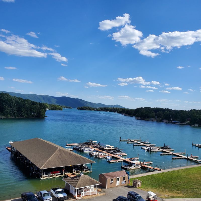 Pontoon Season Does Not End When Summer Does
