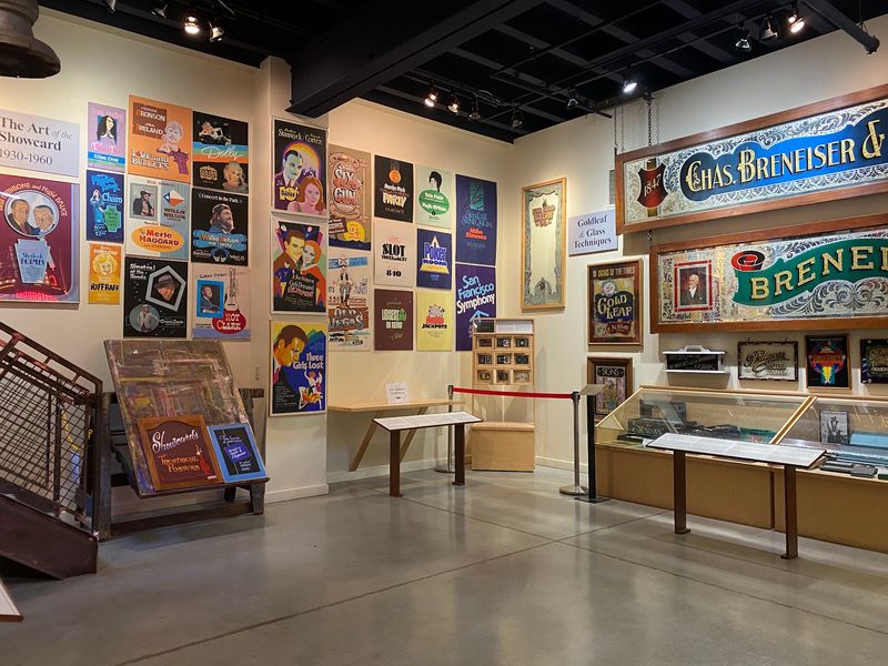 Porcelain Enamel and Plastic Signs of the Post-War Era Porcelain Enamel and Plastic Signs of the Post-War Era