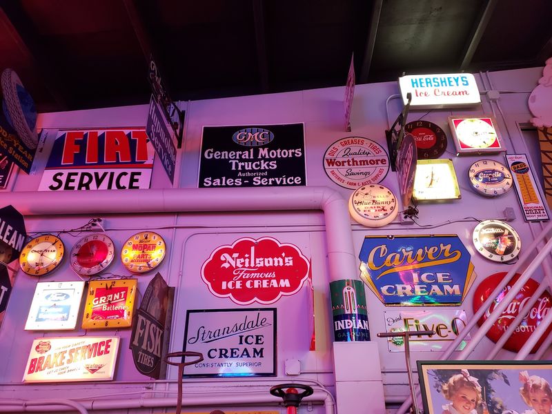 Porcelain Signs With Serious Character Porcelain Signs With Serious Character