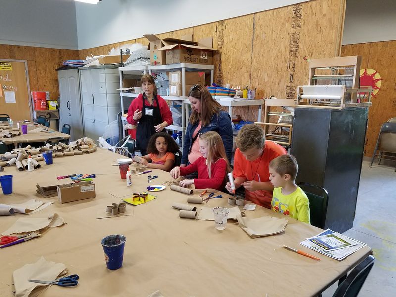 Programs That Travel Into Local Schools Programs That Travel Into Local Schools