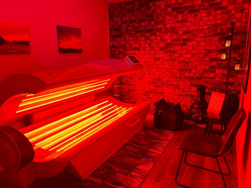 Red Light Bed, the Crowd Favorite
