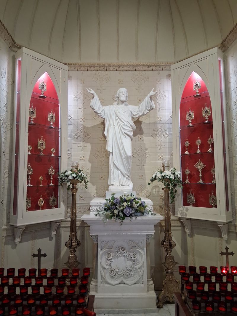 Relics Of Saint Elizabeth Ann Seton Under Glass Relics Of Saint Elizabeth Ann Seton Under Glass