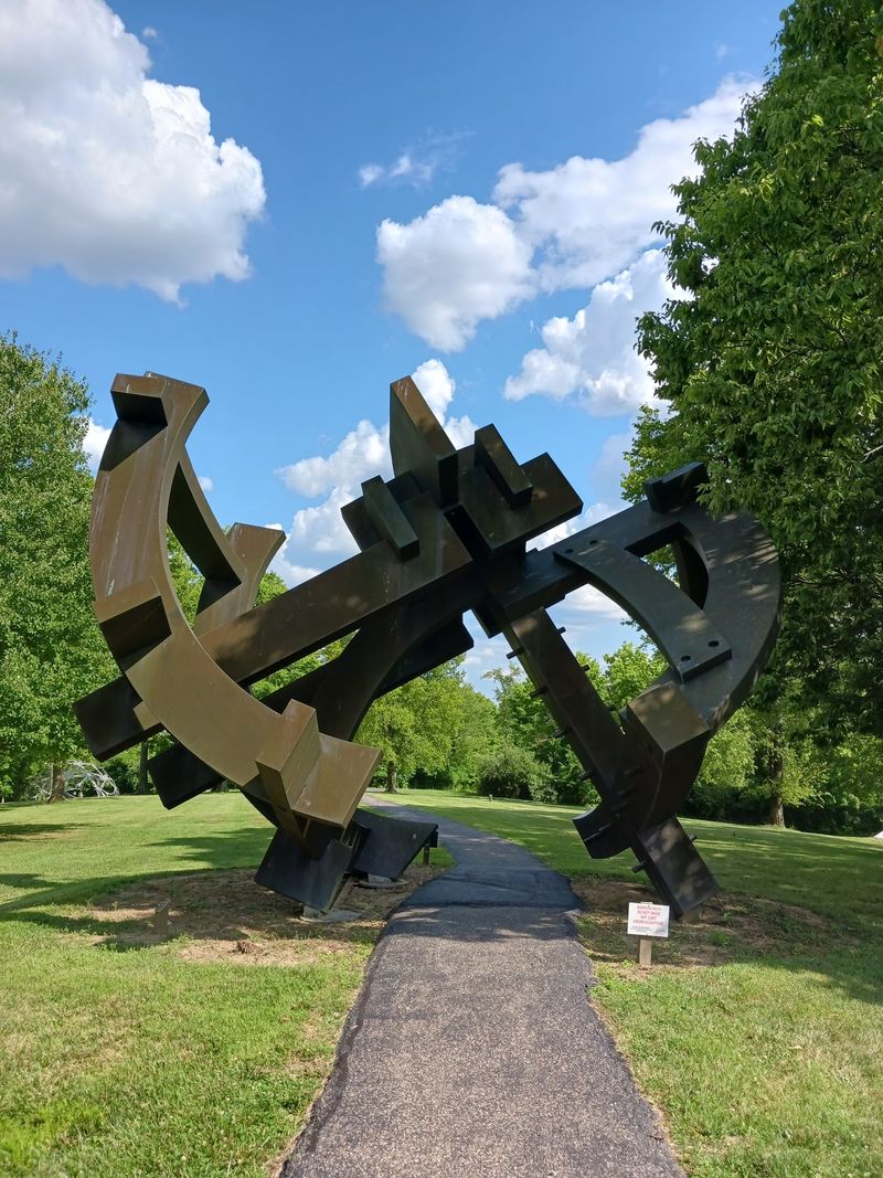 Renting an Art Cart for the Full Adventure Renting an Art Cart for the Full Adventure