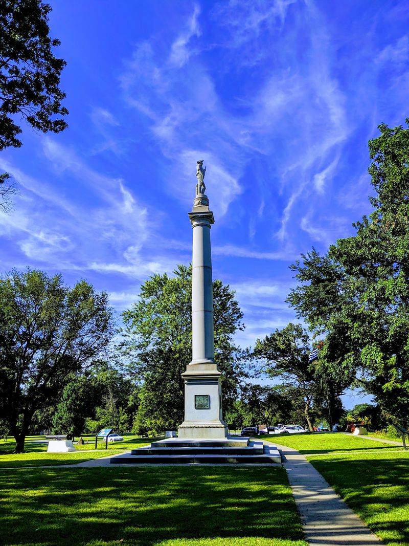 Revolutionary Reminders, Red Bank Battlefield Park Revolutionary Reminders, Red Bank Battlefield Park
