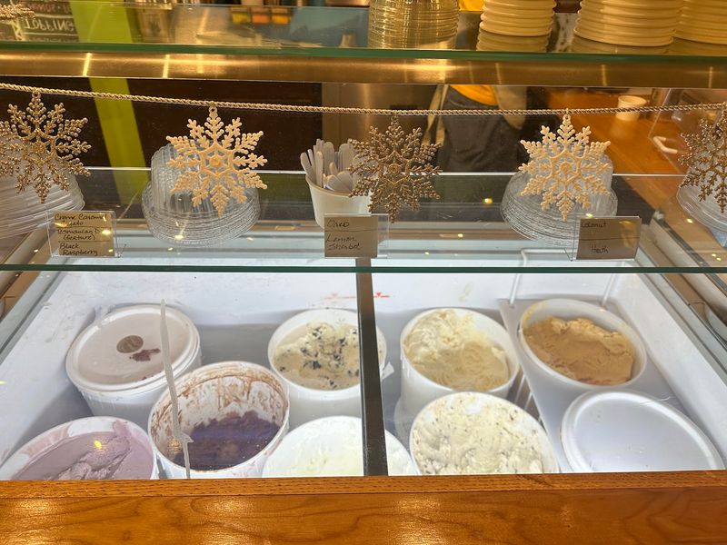Seasonal Scoops That Follow the Calendar