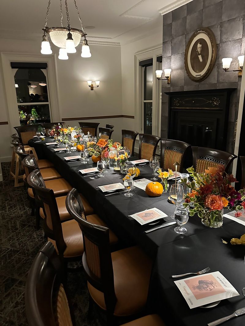 Service That Knows The House As Well As The Menu Service That Knows The House As Well As The Menu