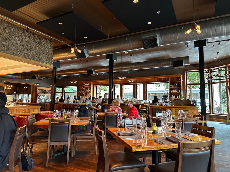 Service That Turns Dinner Into an Occasion