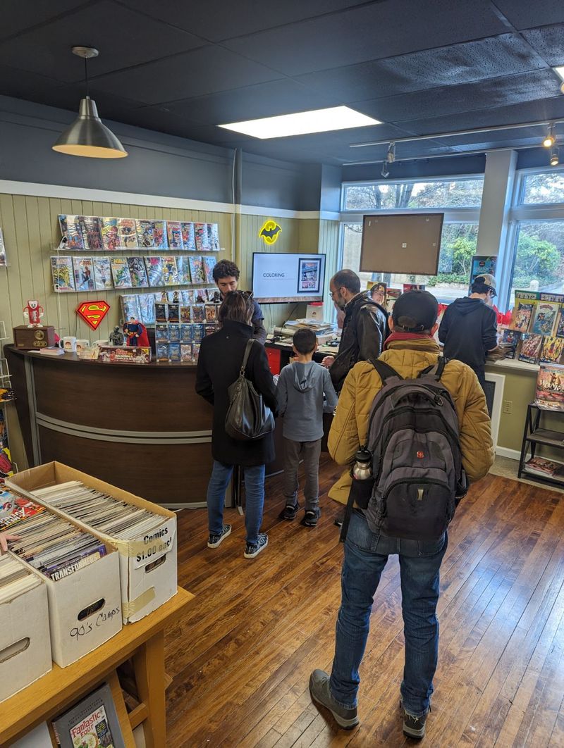 Signings, Free Comic Book Day And Community Buzz Signings, Free Comic Book Day And Community Buzz