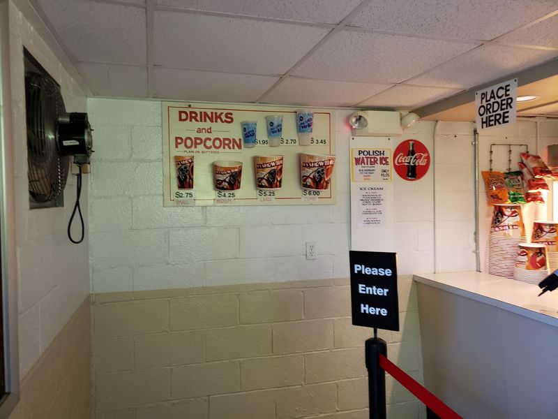 Snack Bar Smells Do Most of the Convincing