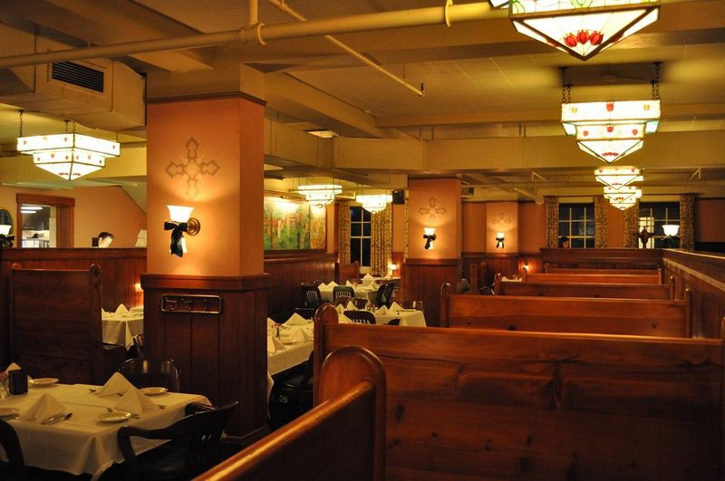 Soft Lighting and Booths Made for Lingering Soft Lighting and Booths Made for Lingering