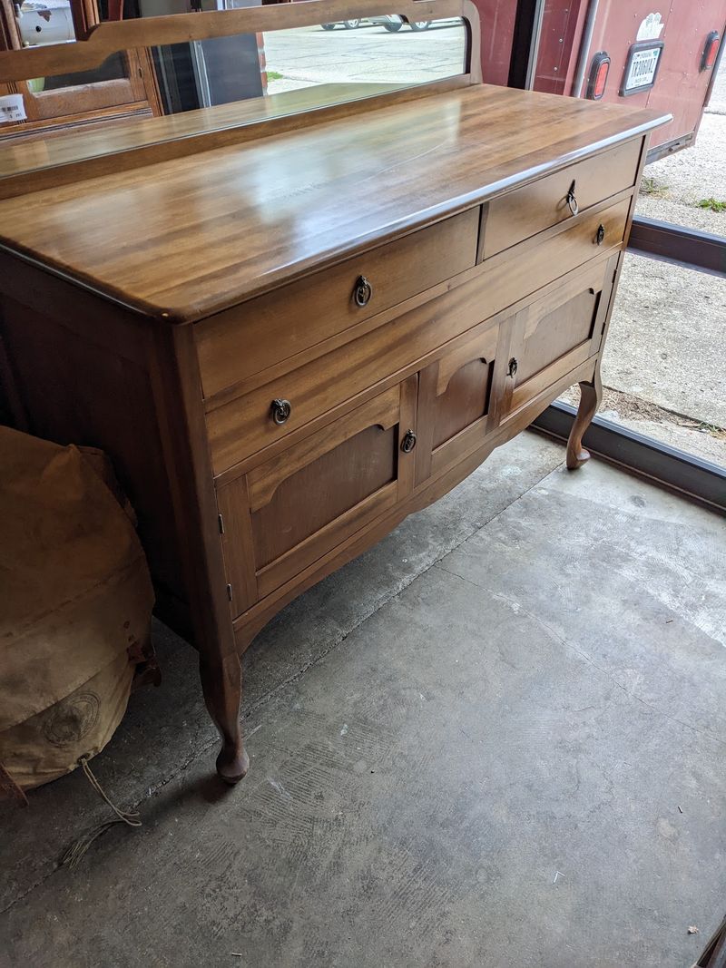 Solid Wood Furniture Built To Outlast Fashion