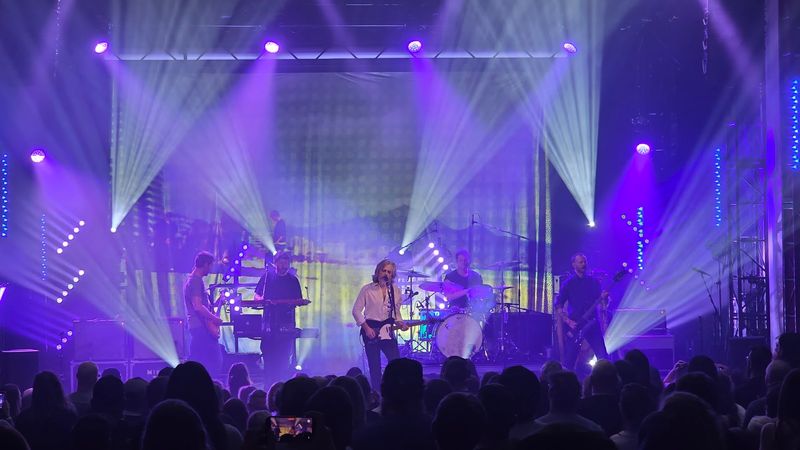 Sound That Fills an Intimate Room