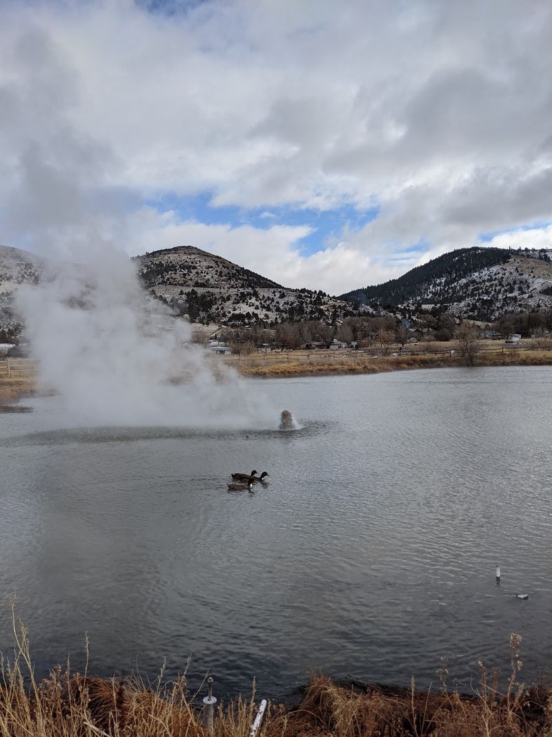 Steamy Ponds and a High Desert Setting Steamy Ponds and a High Desert Setting