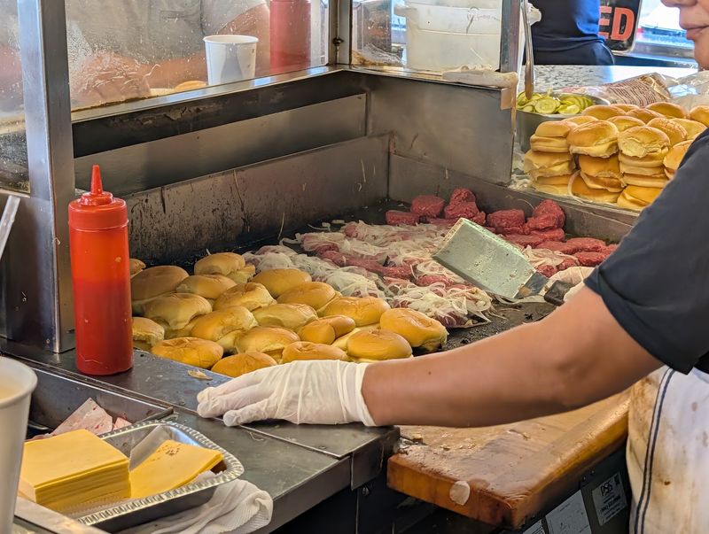 That Onion Smell Hits You Before You Order That Onion Smell Hits You Before You Order
