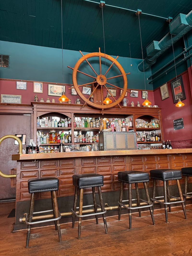 The Bar Side Where Regulars Settle In The Bar Side Where Regulars Settle In