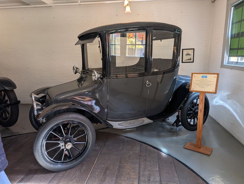 The Car Turntable Built Because Reverse Gear Did Not Exist Yet