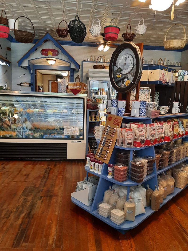 The Cheese 'n' More Store, Gap Mills, WV
