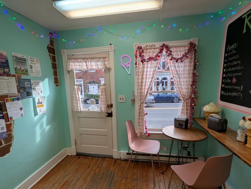 The Cozy, Small-Town Vibe