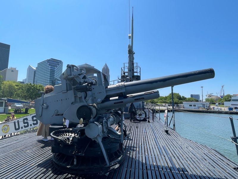 The Deck Gun You Can Actually Touch The Deck Gun You Can Actually Touch