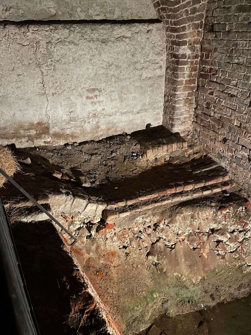 The Half-Moon Battery Uncovered Beneath the Floor