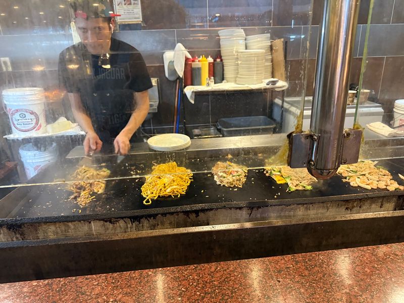 The Hibachi Station Where Your Plate Gets Made To Order The Hibachi Station Where Your Plate Gets Made To Order