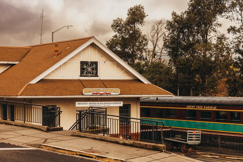 The Historic Depot in Hood River Sets the Mood The Historic Depot in Hood River Sets the Mood