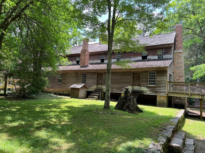 The Jarrett Family and the Tugaloo Valley Plantation