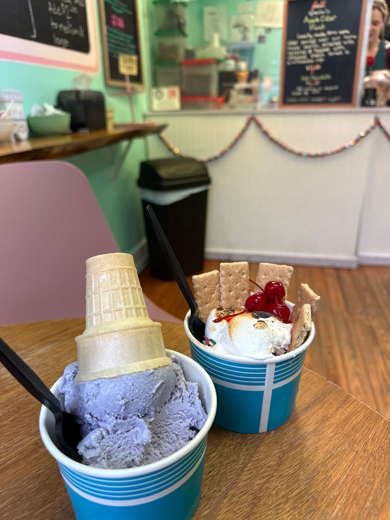The Legendary Lavender Honey Scoop