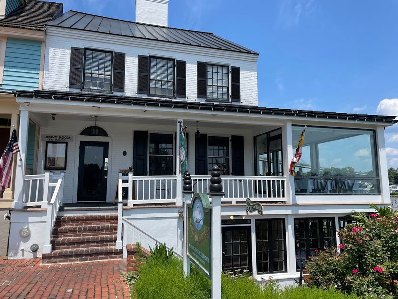The Oldest Building in Town Still Serving Guests The Oldest Building in Town Still Serving Guests