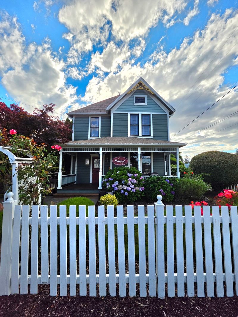 The Painted Lady, Newberg The Painted Lady, Newberg