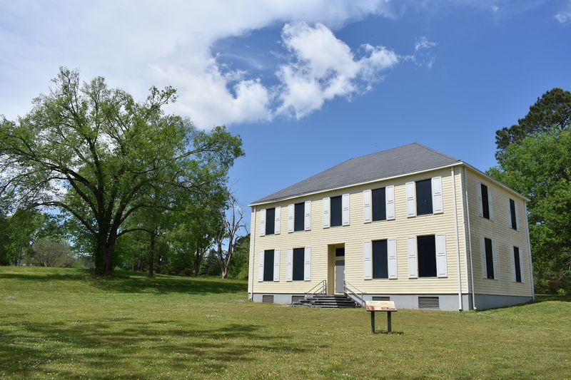 The Sally Billy House and Its Unusual Three-Part Design The Sally Billy House and Its Unusual Three-Part Design