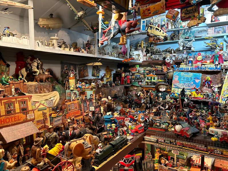 The Toyland Building and Its Thousands of Toys