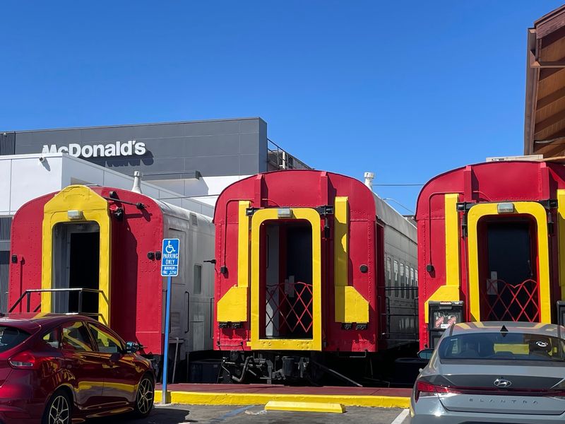 The Train Cars That Turned Fast Food Into a Ride