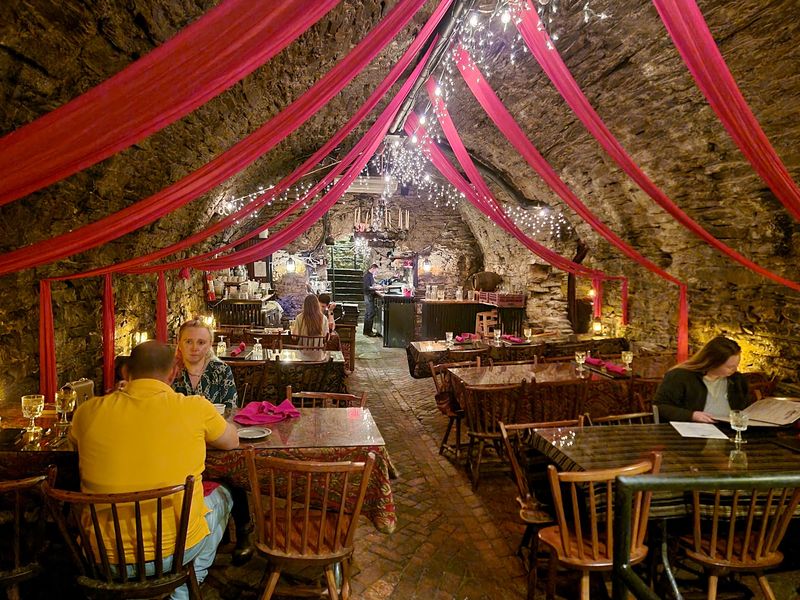 Theatrical Feasts and Mystery Nights