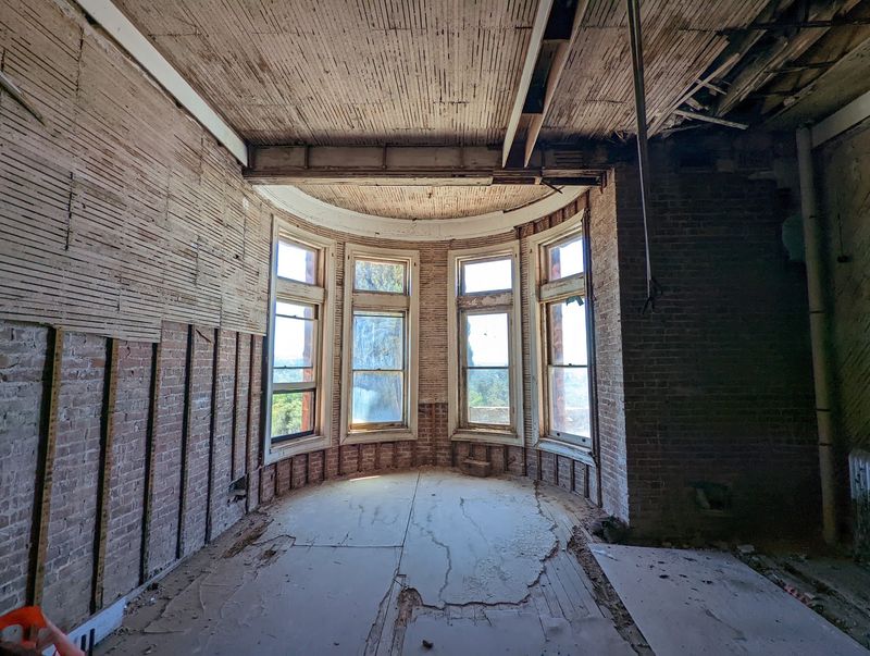 Three Floors, One Basement, Endless Rooms Three Floors, One Basement, Endless Rooms