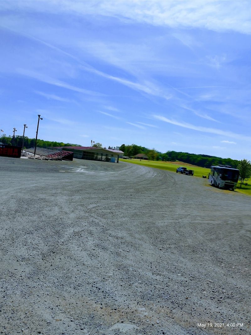 Tidy Grounds and Smooth Organization