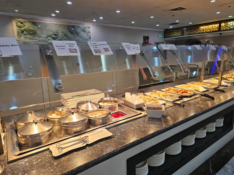 Timing Your Visit For The Freshest Trays Timing Your Visit For The Freshest Trays
