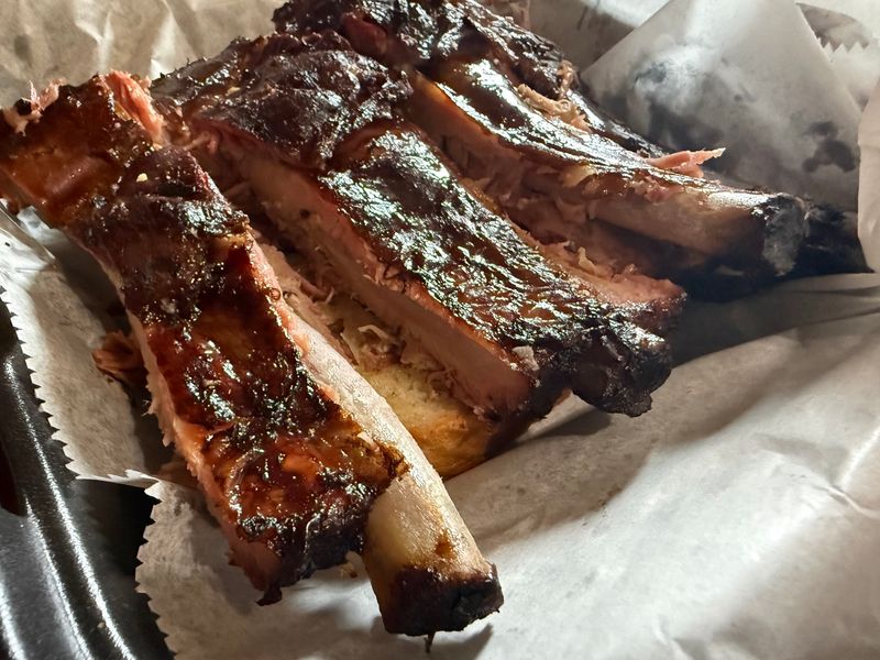 Tin Top BBQ, Calera