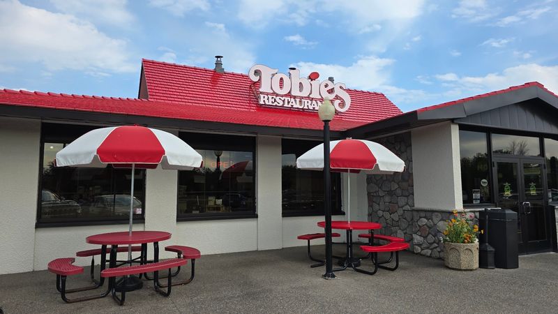Tobie's Restaurant & Bakery, Hinckley Tobie's Restaurant & Bakery, Hinckley
