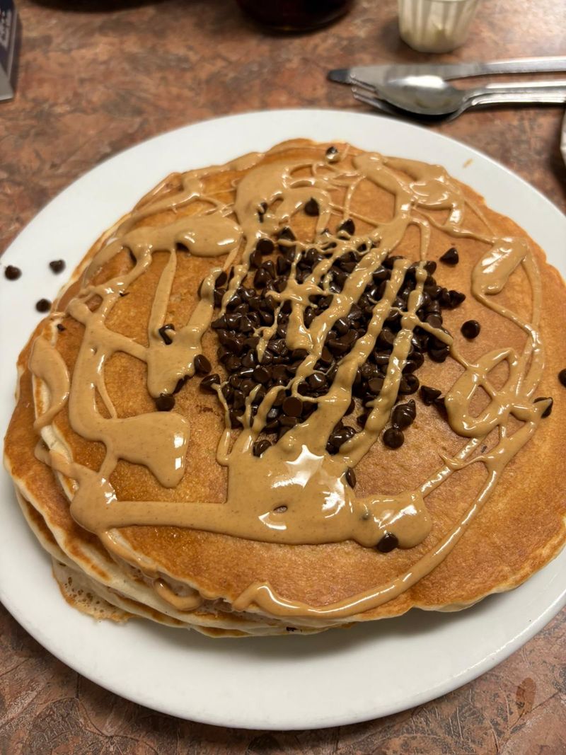 Toppings That Turn Breakfast Into Dessert Toppings That Turn Breakfast Into Dessert