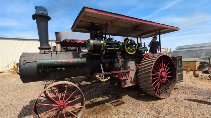 Tractors, Crawlers and the Parade of Power Tractors, Crawlers and the Parade of Power
