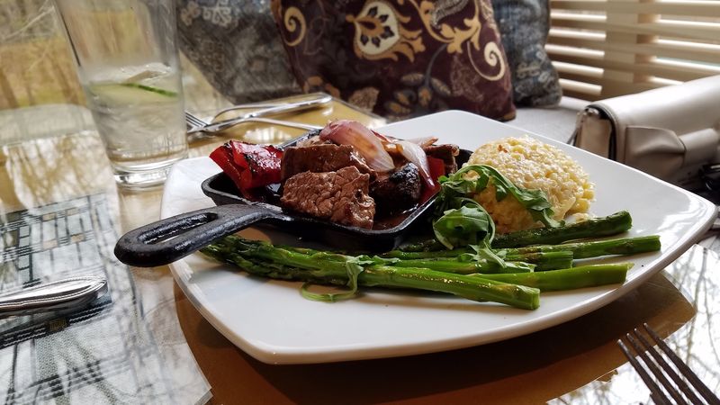 TreeTops Restaurant, Acme TreeTops Restaurant, Acme