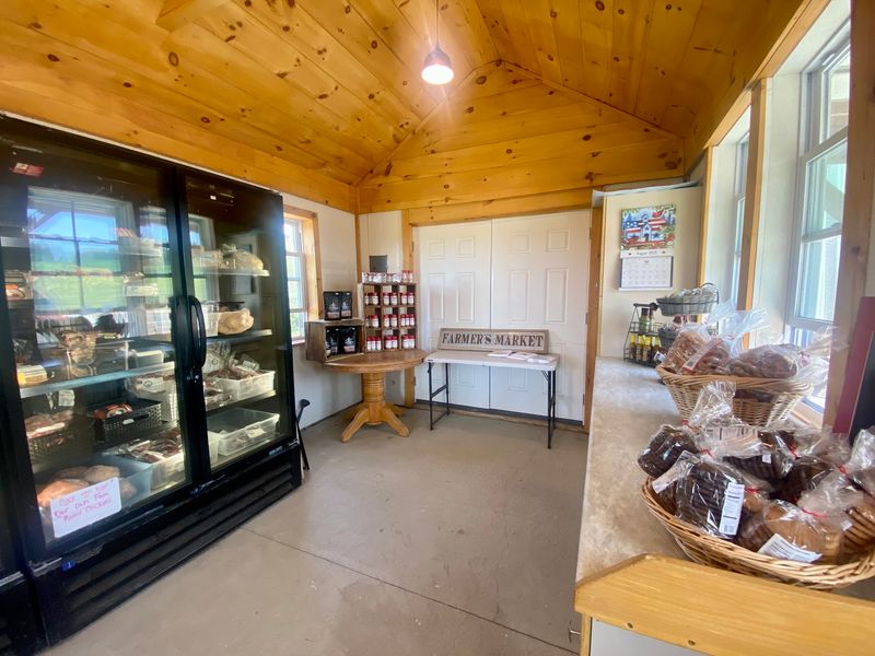 Twelve Farmstead Cheeses, Hand Cut And Ready Twelve Farmstead Cheeses, Hand Cut And Ready