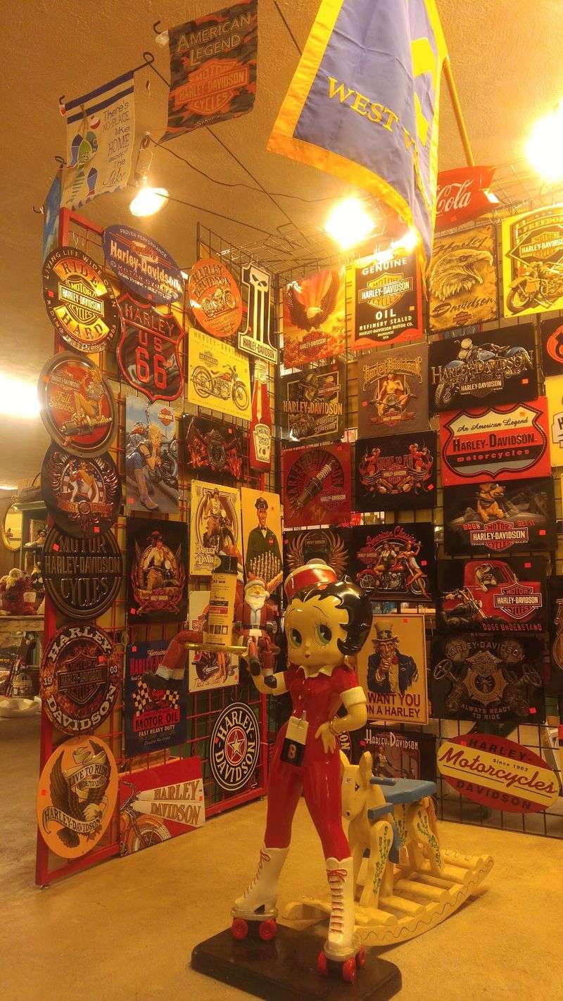 Vintage Metal Signs and Advertising Gems Vintage Metal Signs and Advertising Gems