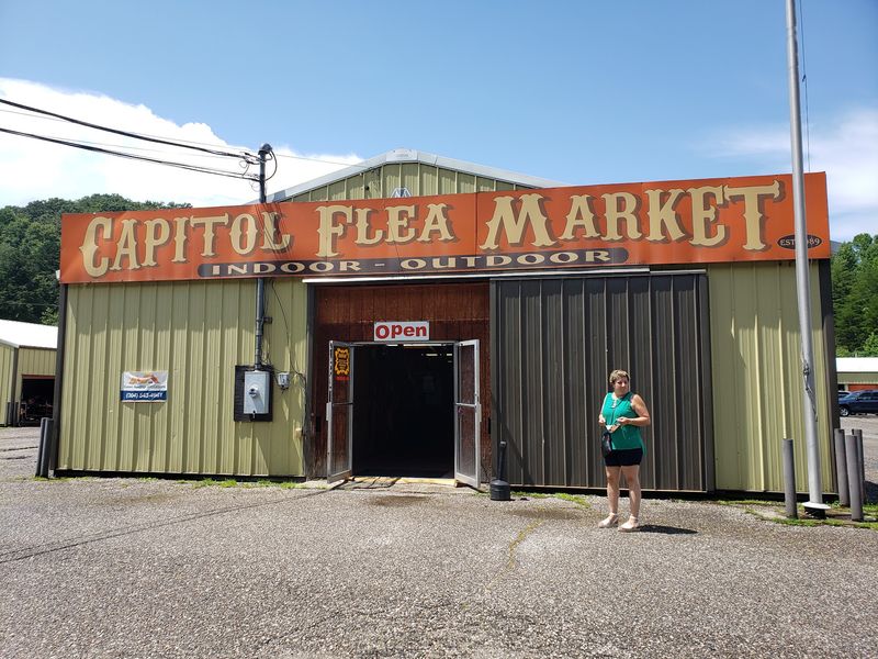 Where Charleston Keeps Its Weekend Treasures Where Charleston Keeps Its Weekend Treasures