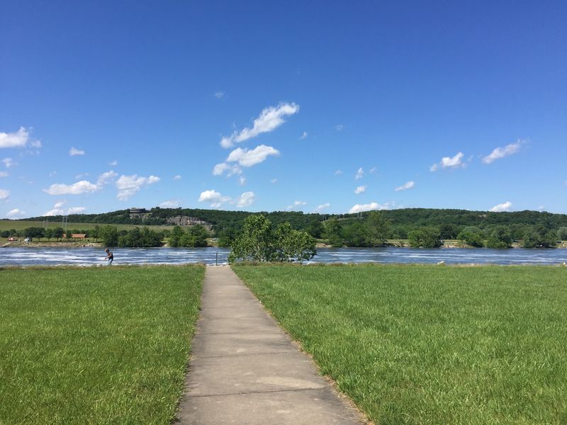 Where Two Big Lakes Meet Up Where Two Big Lakes Meet Up