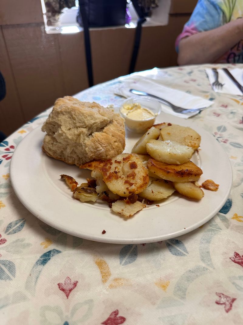 Why This Little Diner Sticks With You